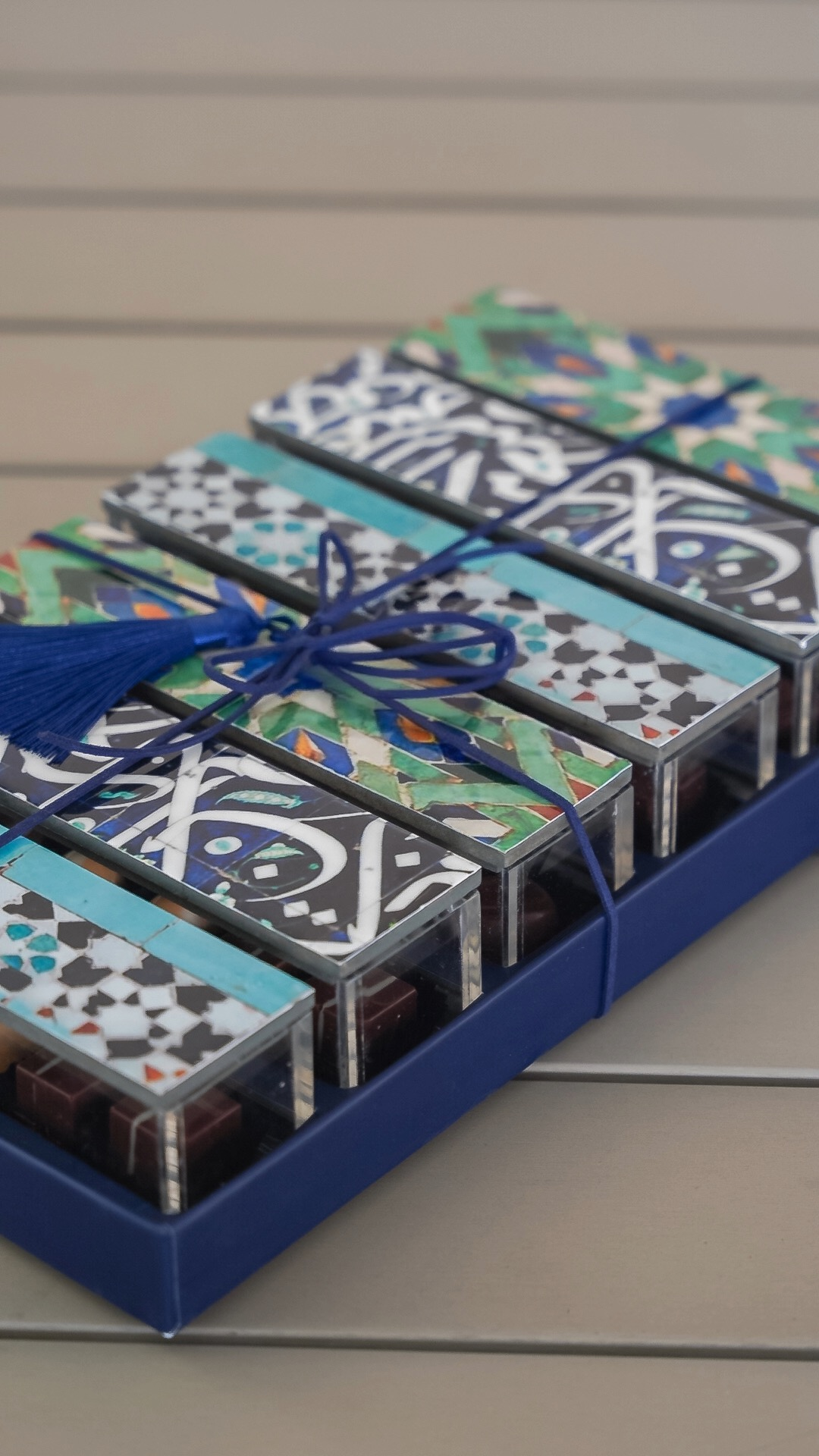 XL luxurious acrylic chocolate box