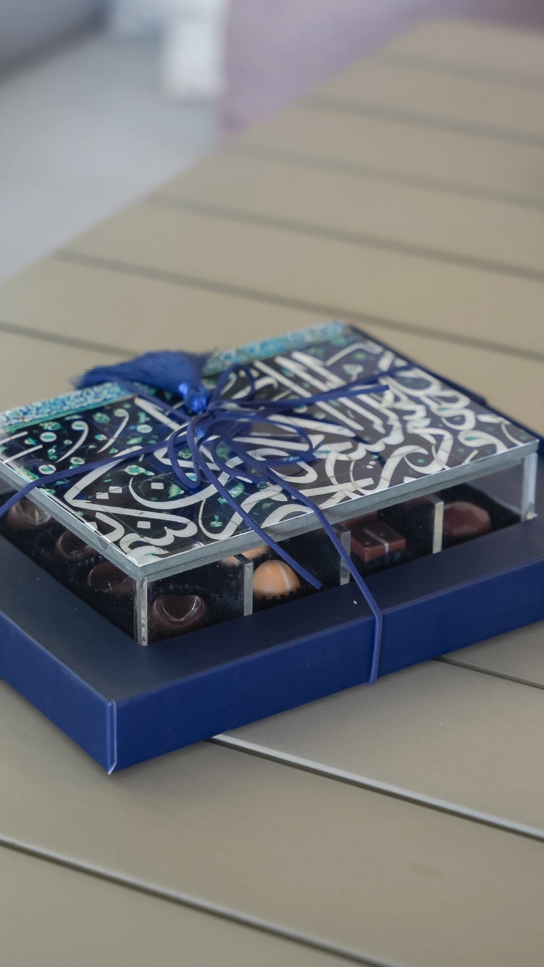 Medium Lexury acrylic chocolate box